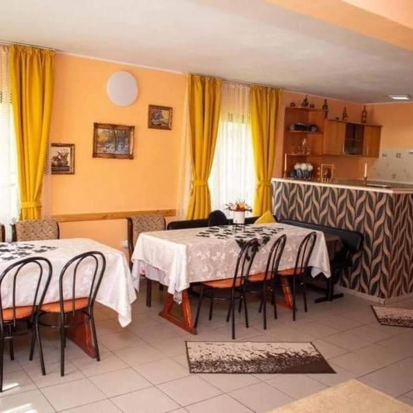 Cabana Ancuta Hotell Vartop Exteriör bild